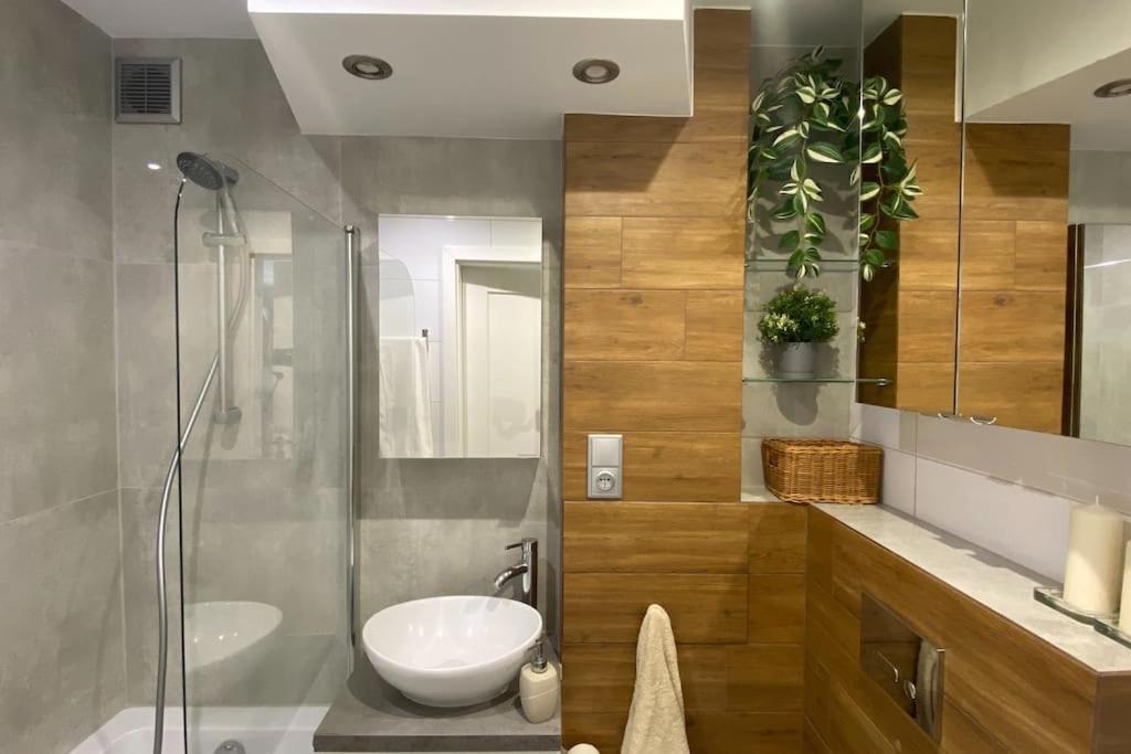 Apartament - U Alicji Konin  Ngoại thất bức ảnh